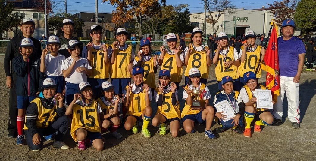 優勝　四ツＴgirls